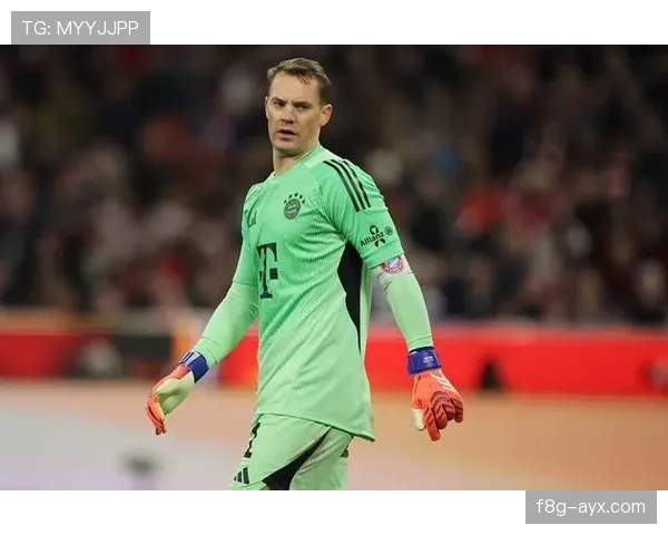 诺伊尔对阵C罗锋线的关键扑救分析